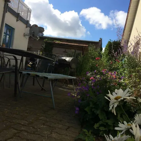 Lägenhet Im Blumenhaus